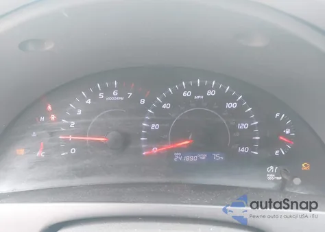 2011 Toyota Camry z USA, uszkodzony, nr VIN 4T1BF3EK6BU624668